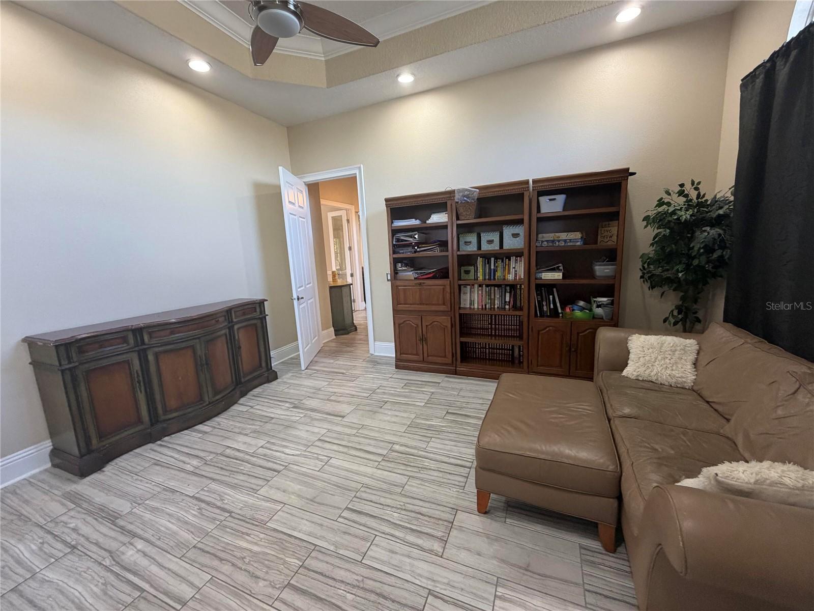 OAKS PH 1 B2 - Residential