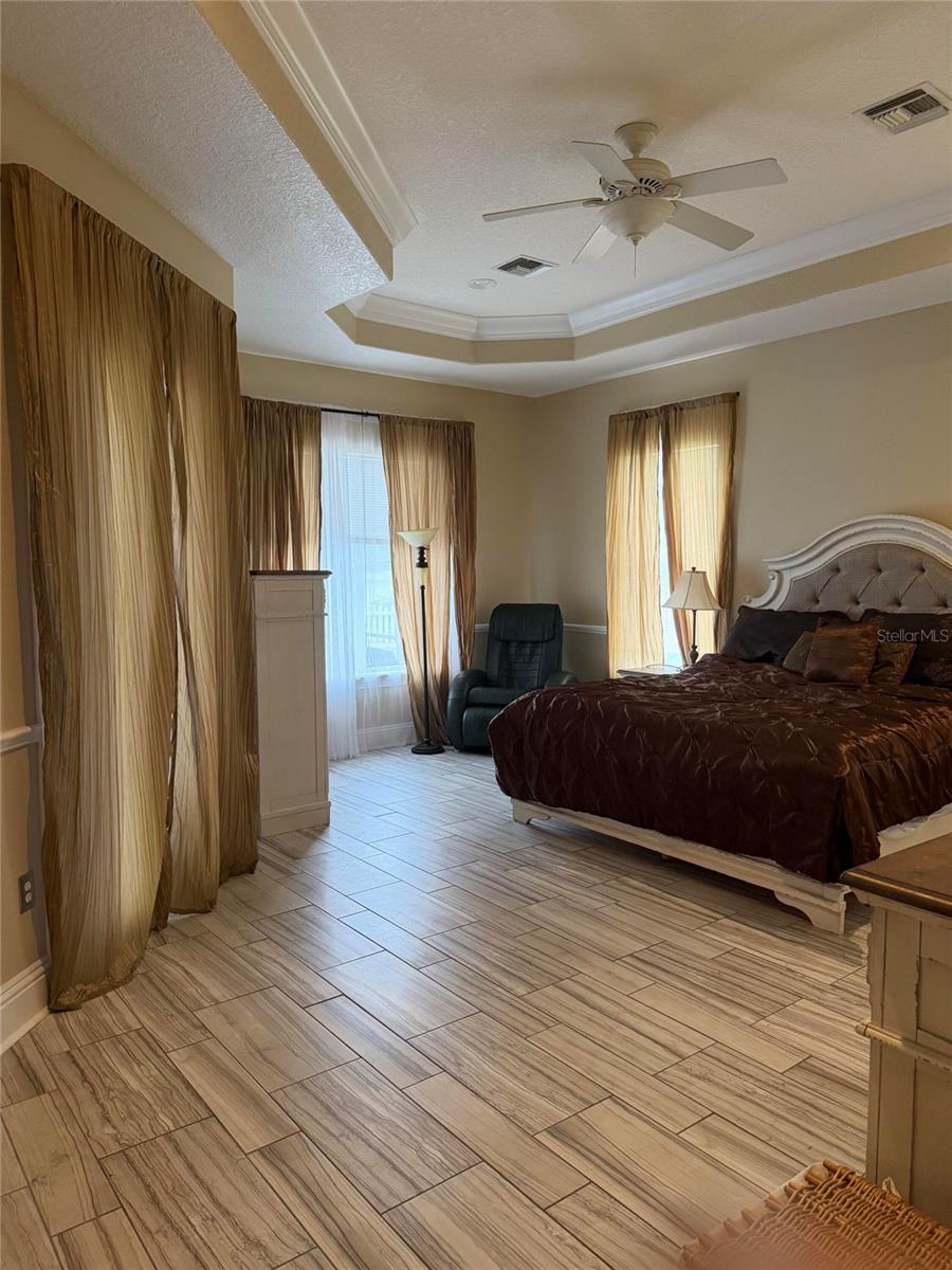 OAKS PH 1 B2 - Residential