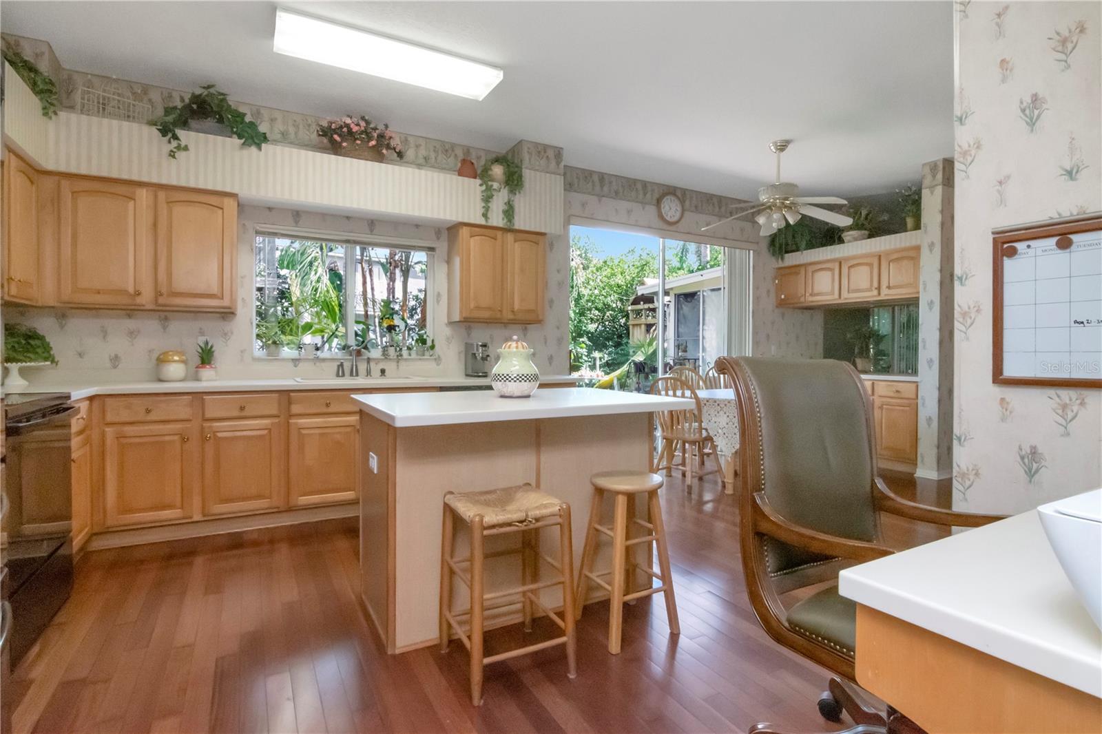 NORTHWOOD - Residential