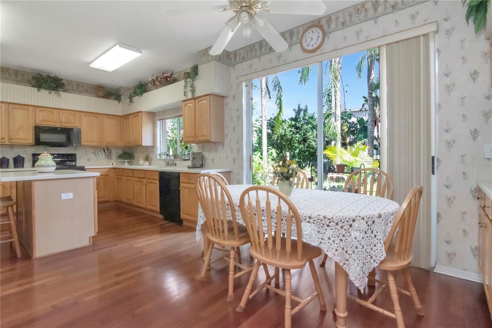 NORTHWOOD - Residential