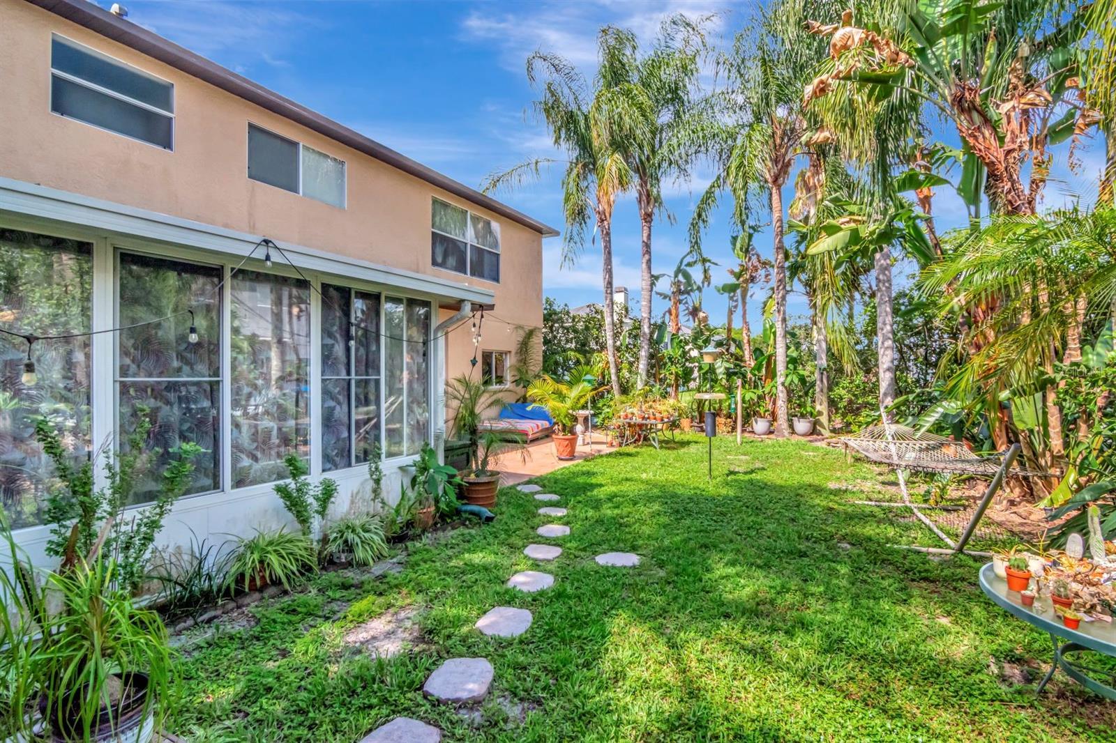 NORTHWOOD - Residential
