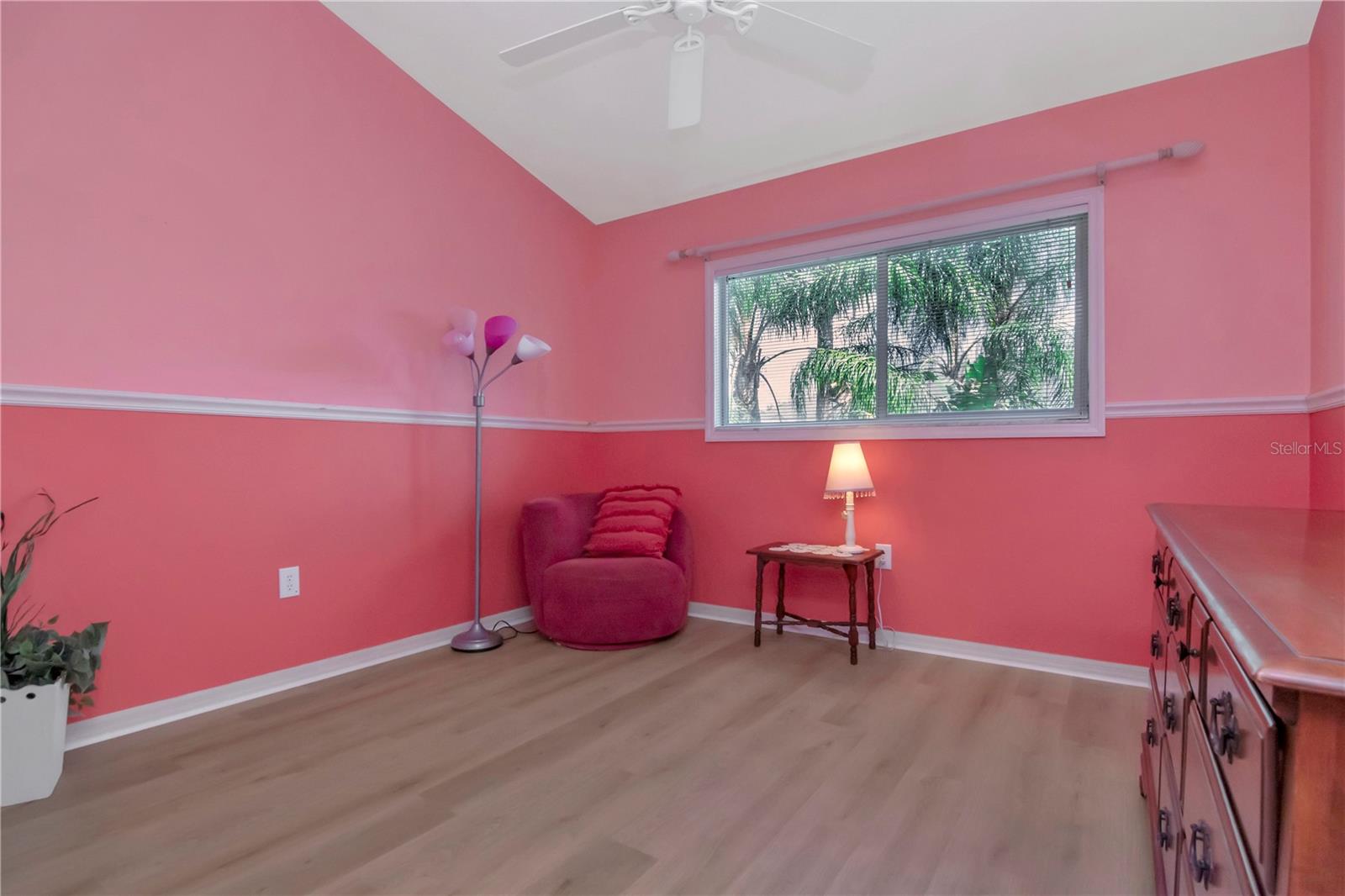 NORTHWOOD - Residential