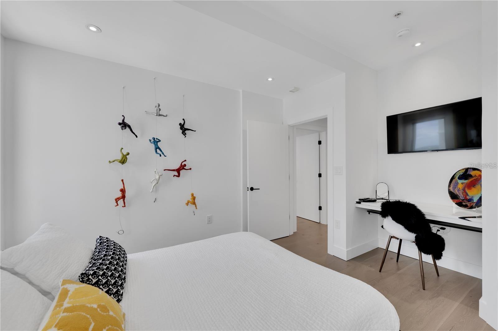 PLAZA AT FIVE POINTS RESIDENCES - Residential