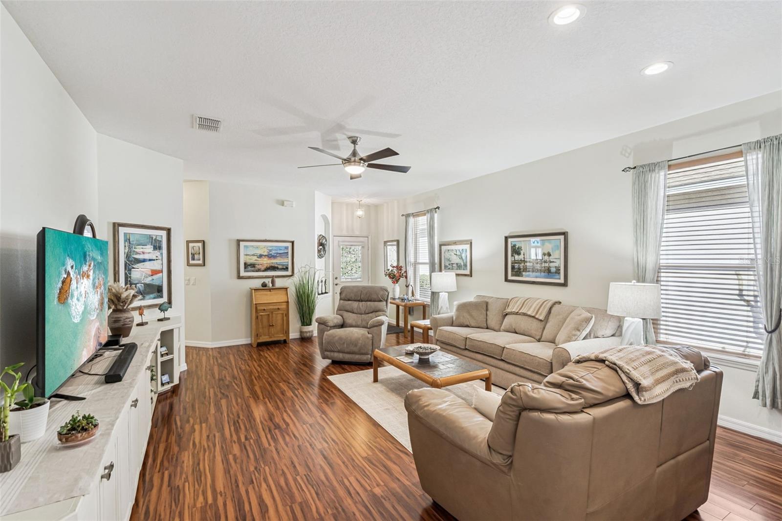 MT DORA COUNTRY CLUB MT DORA PH 02-8 - Residential