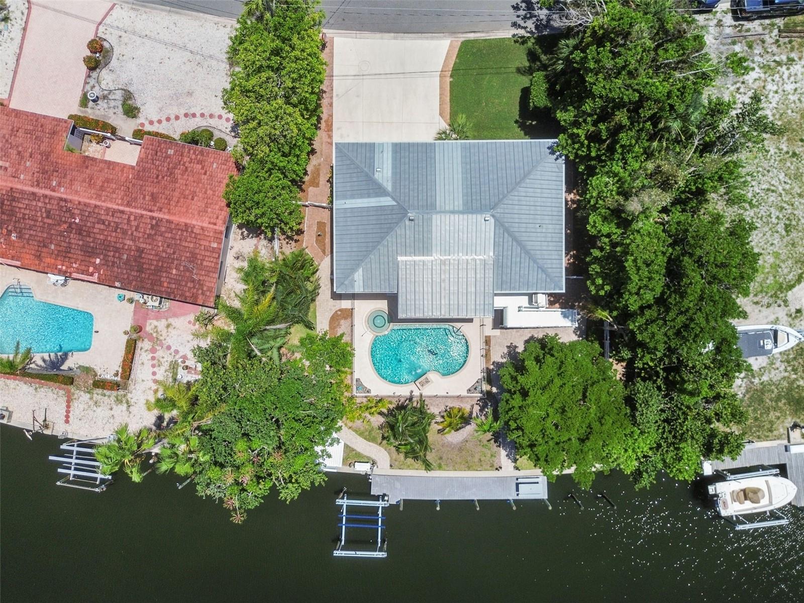 FLAMINGO CAY FIRST UNIT - Residential