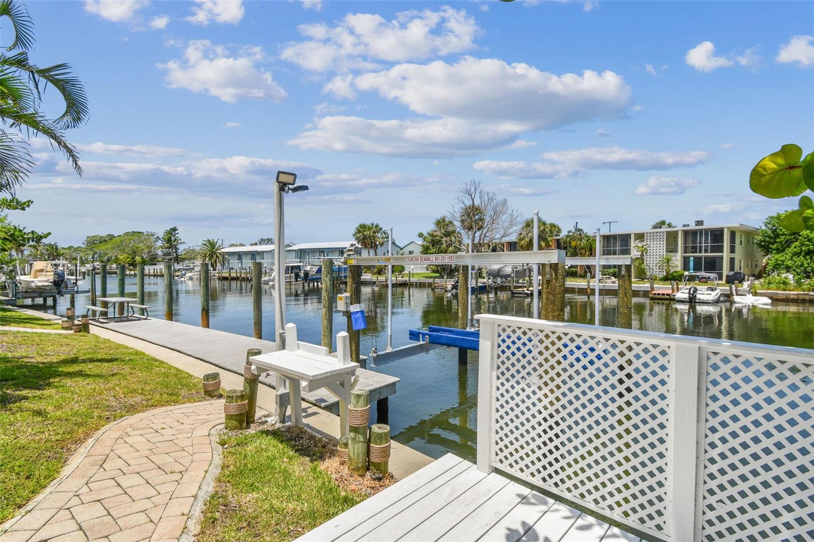 FLAMINGO CAY FIRST UNIT - Residential