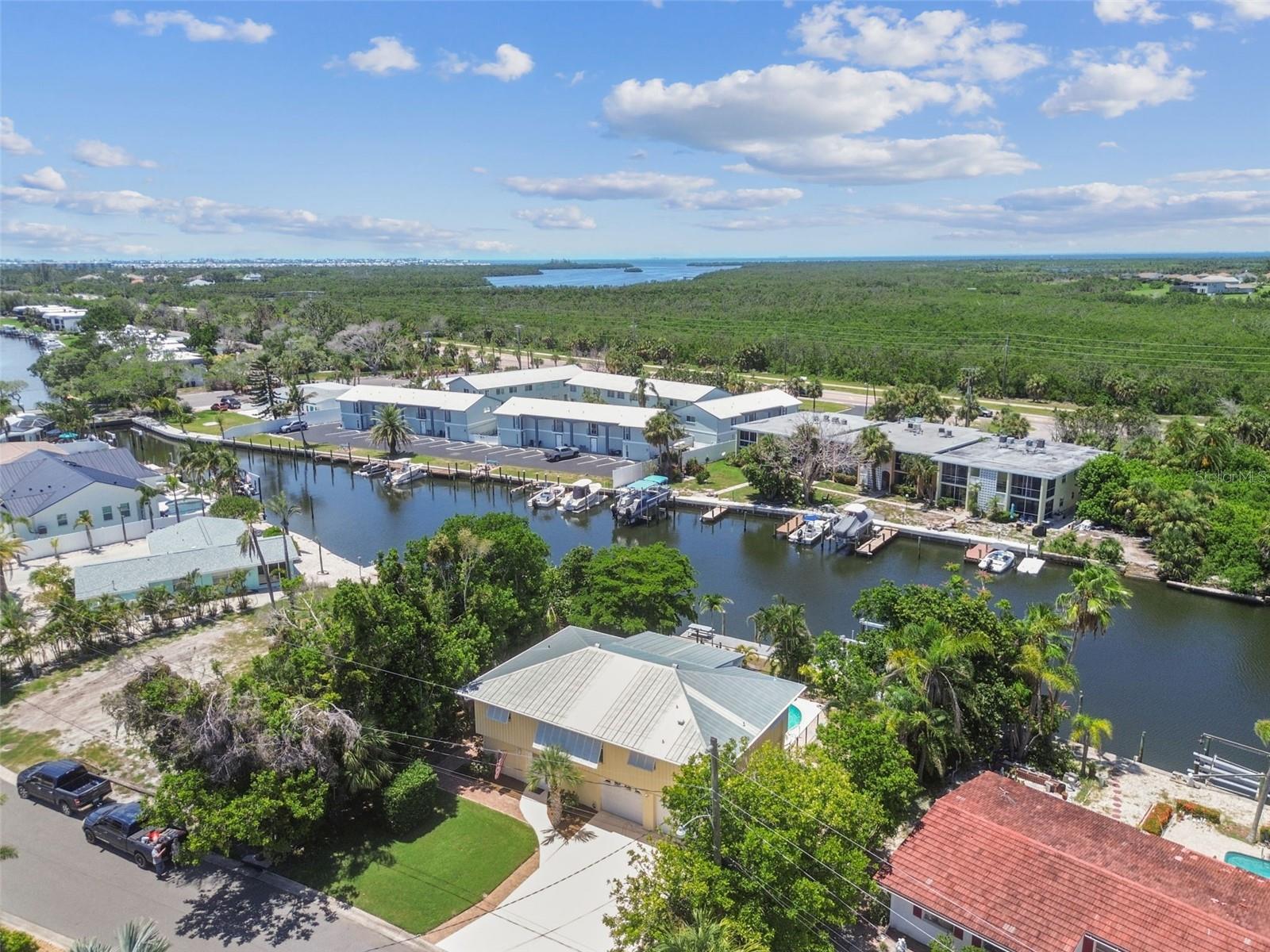 FLAMINGO CAY FIRST UNIT - Residential