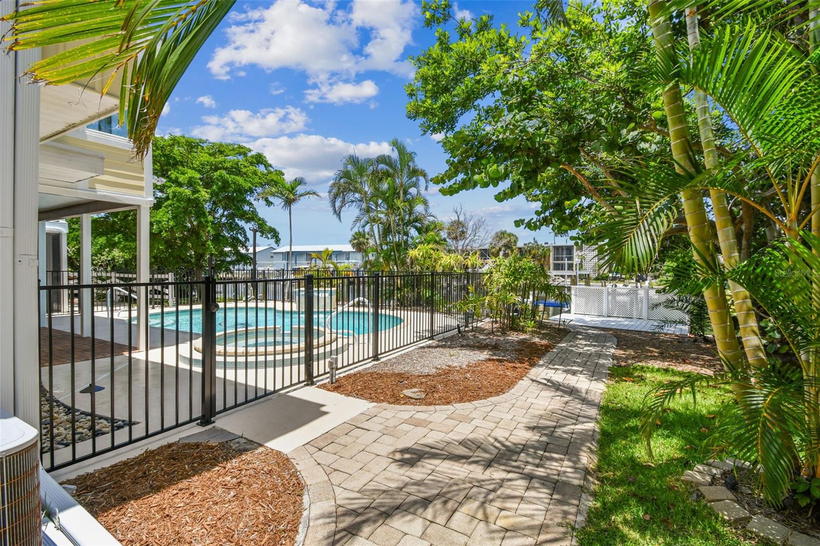 FLAMINGO CAY FIRST UNIT - Residential