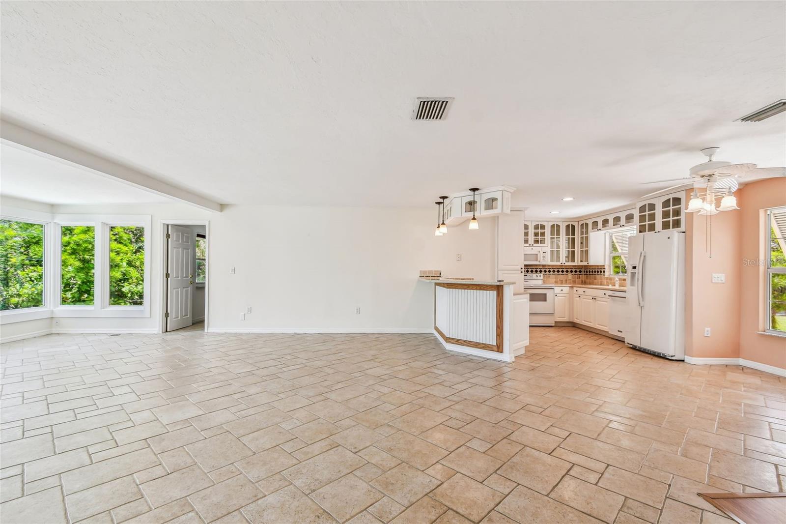 FLAMINGO CAY FIRST UNIT - Residential