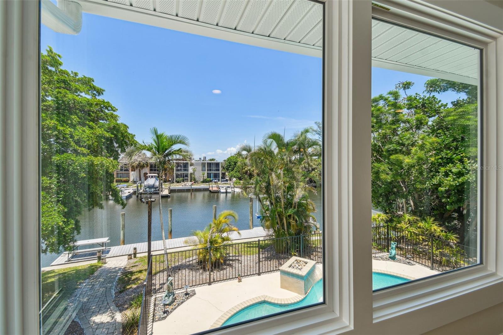 FLAMINGO CAY FIRST UNIT - Residential