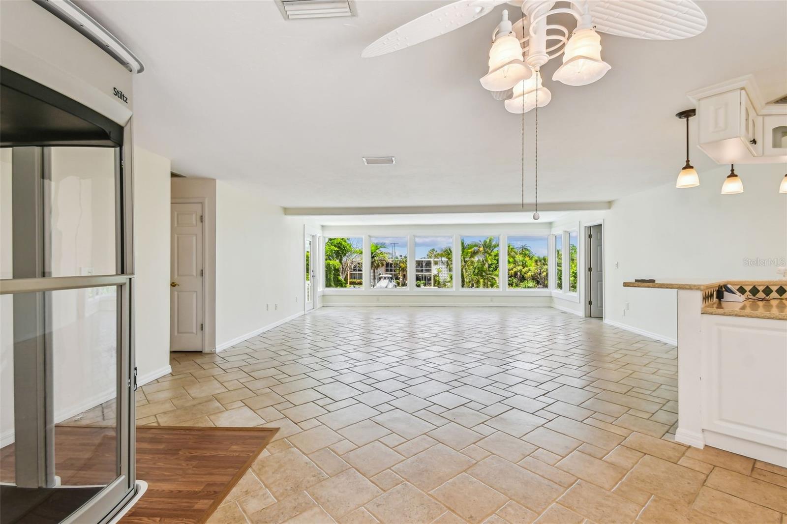 FLAMINGO CAY FIRST UNIT - Residential