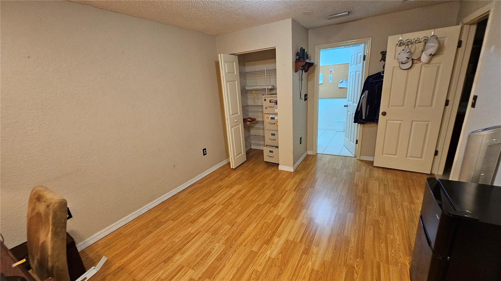 COUNTRY TRAILS - Residential