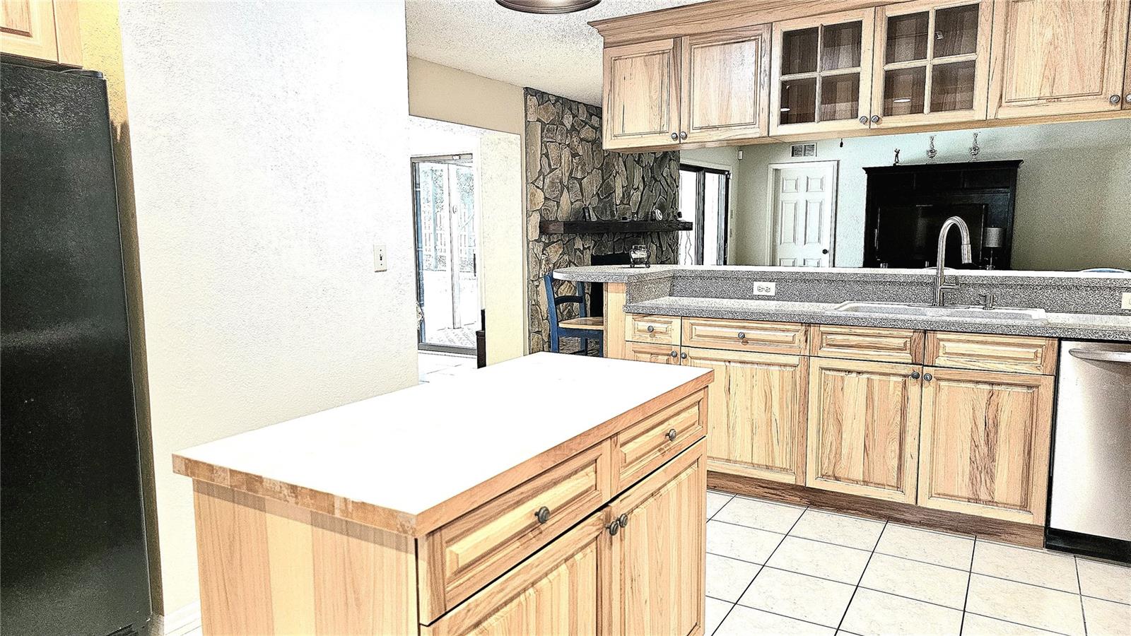 COUNTRY TRAILS - Residential