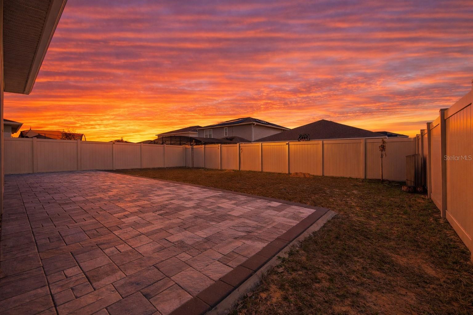 1023 SUGARWOOD STREET