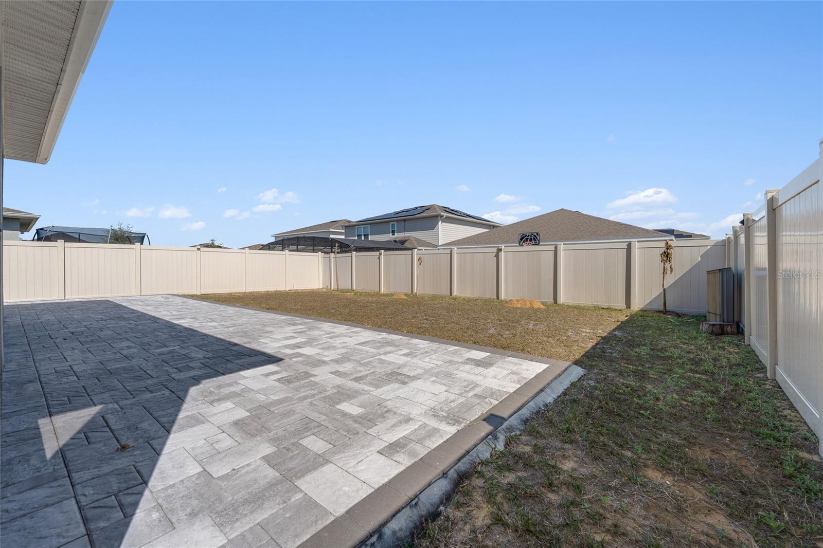 1023 SUGARWOOD STREET