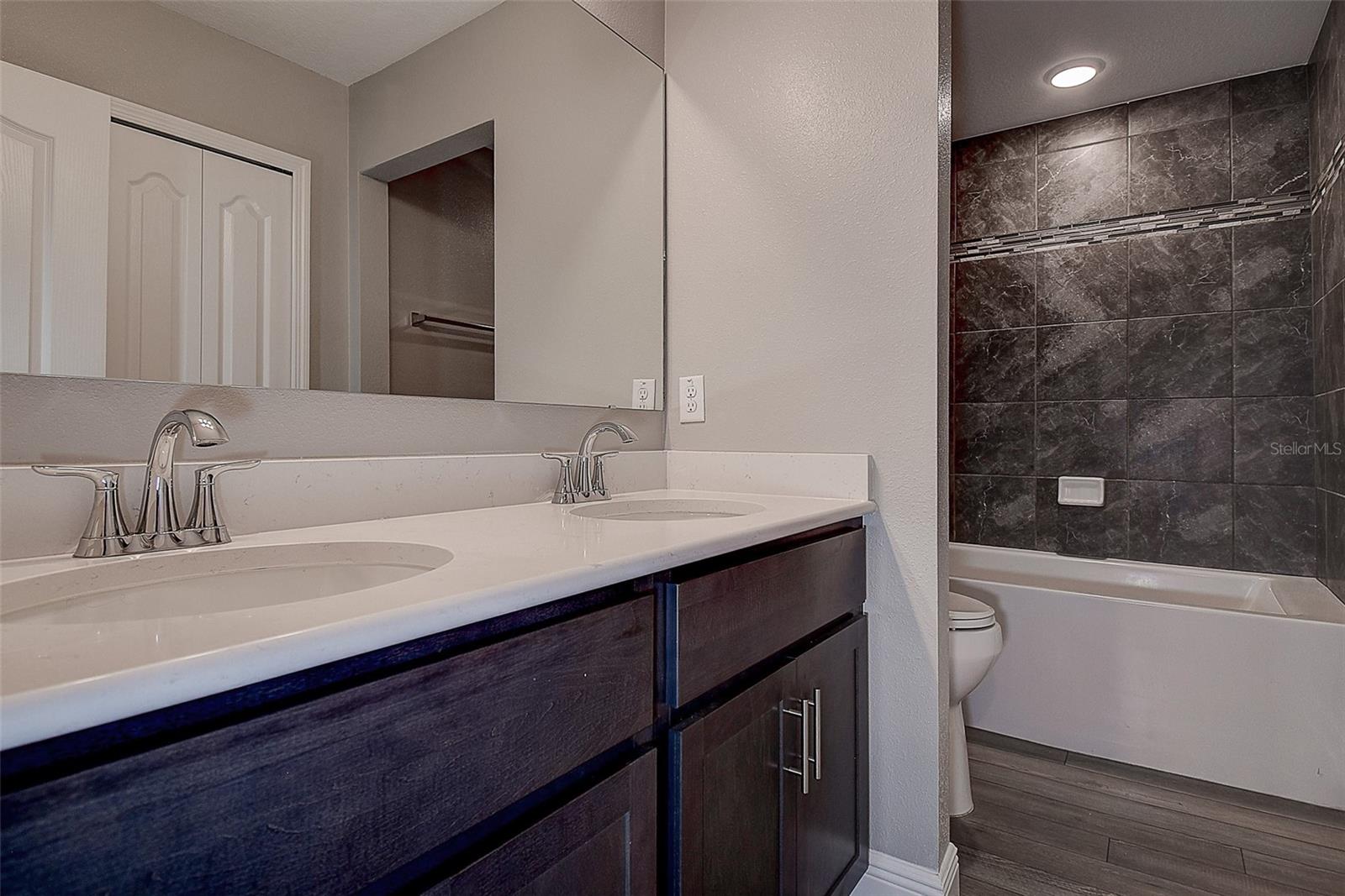 GRACELAND ESTATES - Residential