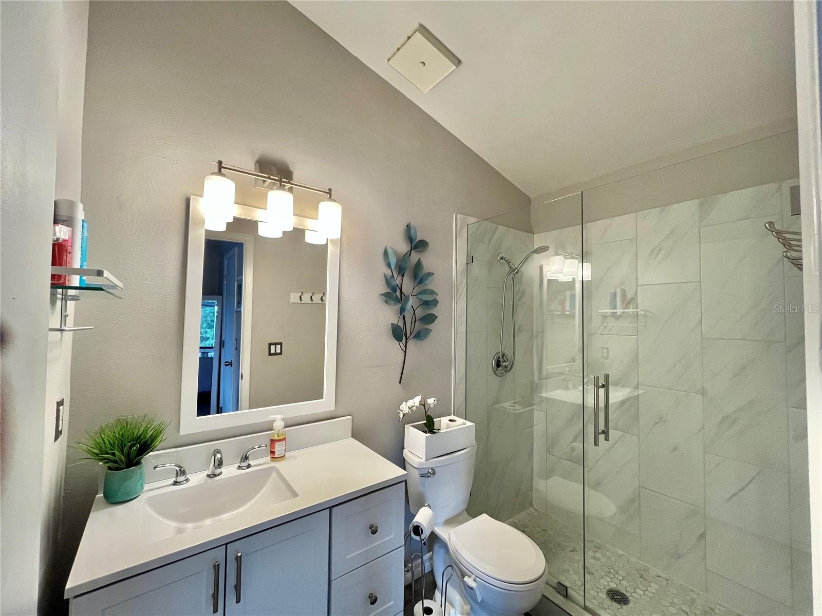 HUNTER'S GLEN CONDO - Residential