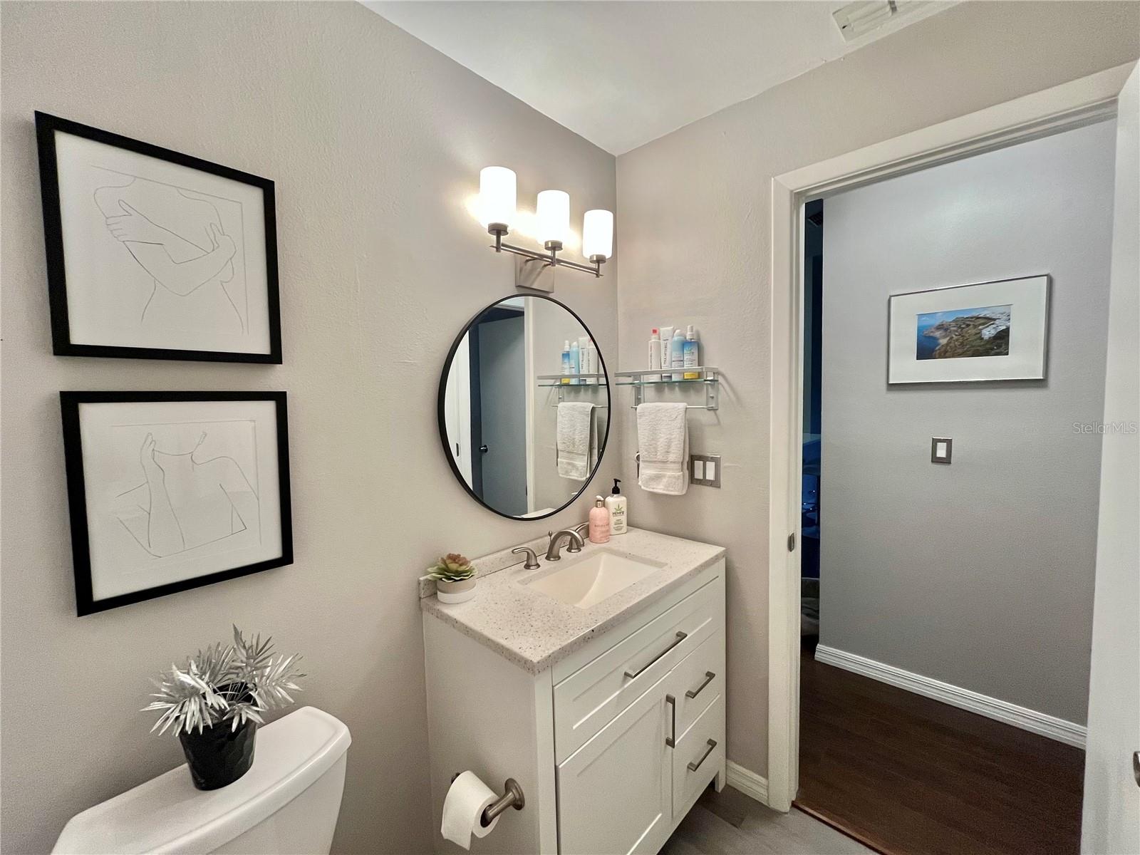 HUNTER'S GLEN CONDO - Residential