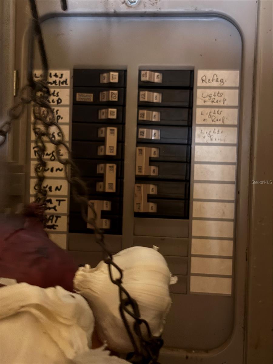 MARLOWE HEIGHTS - Residential