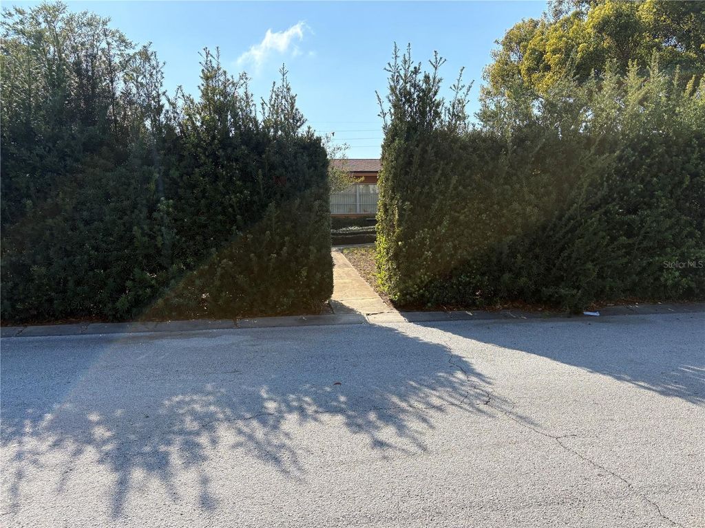 Photo of 1705 N Jefferson Avenue, Largo, FL 33770 (MLS # TB8496498)