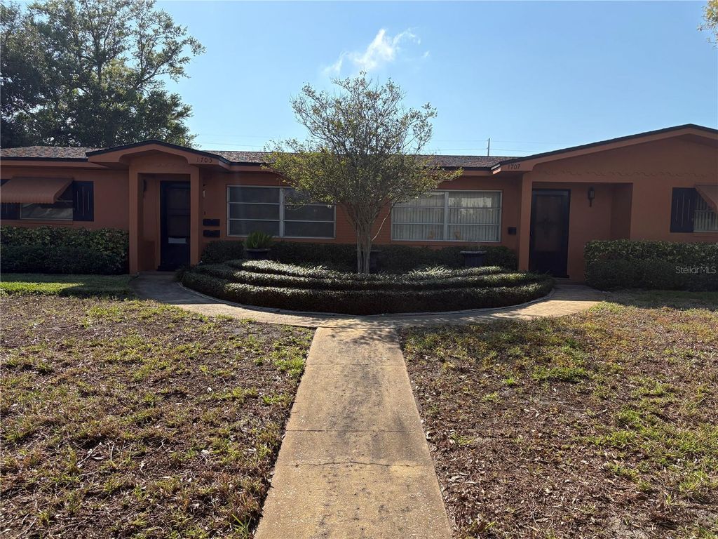 Photo of 1705 N Jefferson Avenue, Largo, FL 33770 (MLS # TB8496498)