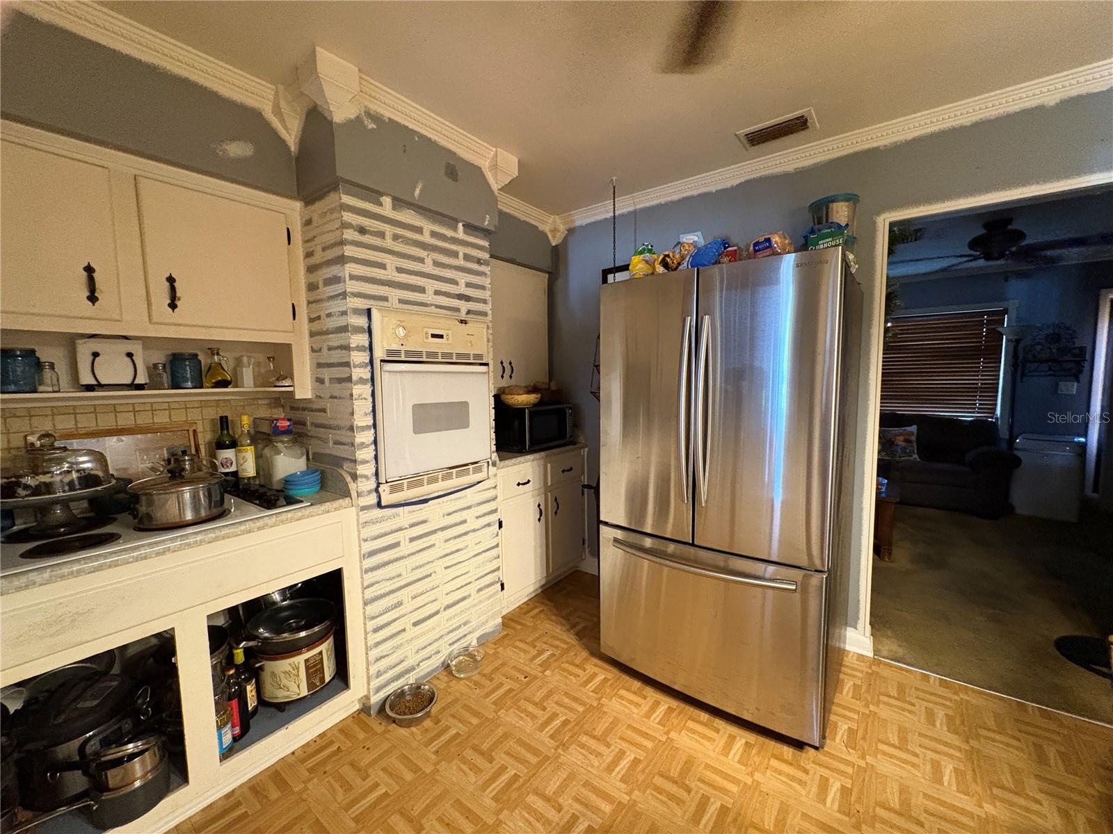 MARLOWE HEIGHTS - Residential