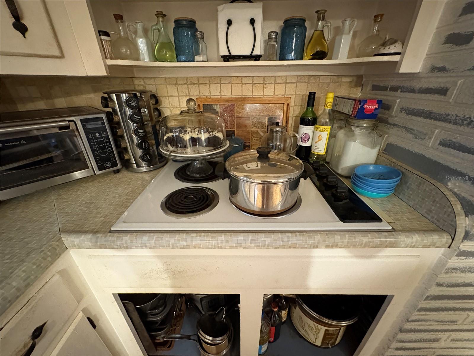 MARLOWE HEIGHTS - Residential