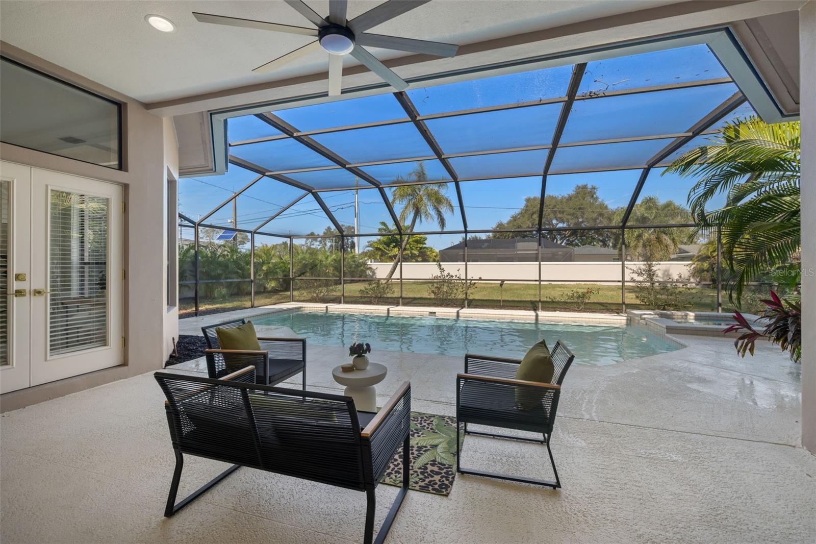 WEATHERSTONE - Residential