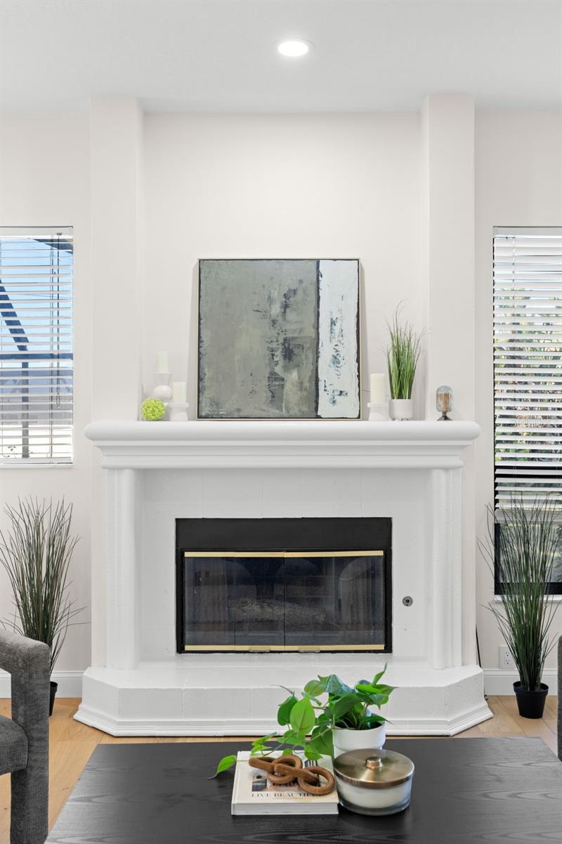 WEATHERSTONE - Residential