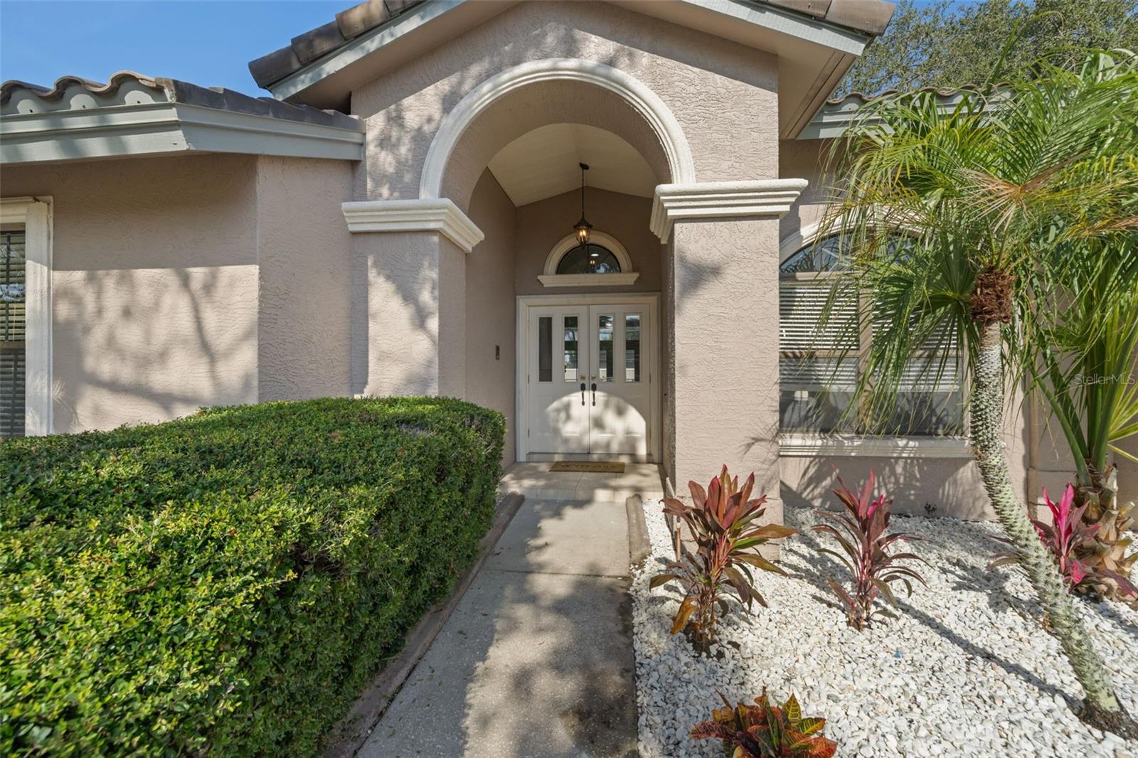 168 WOODCREEK DRIVE N