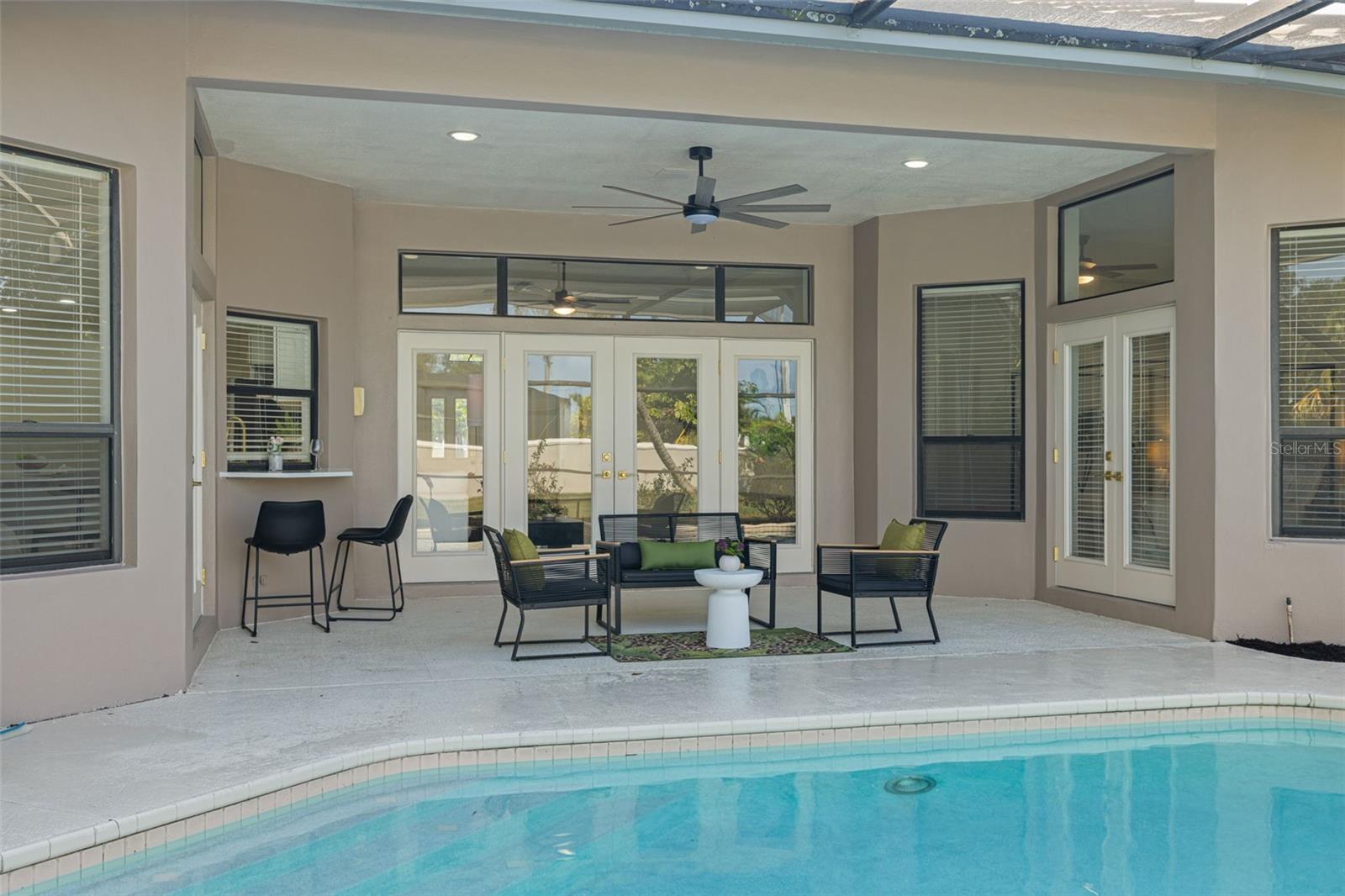 WEATHERSTONE - Residential