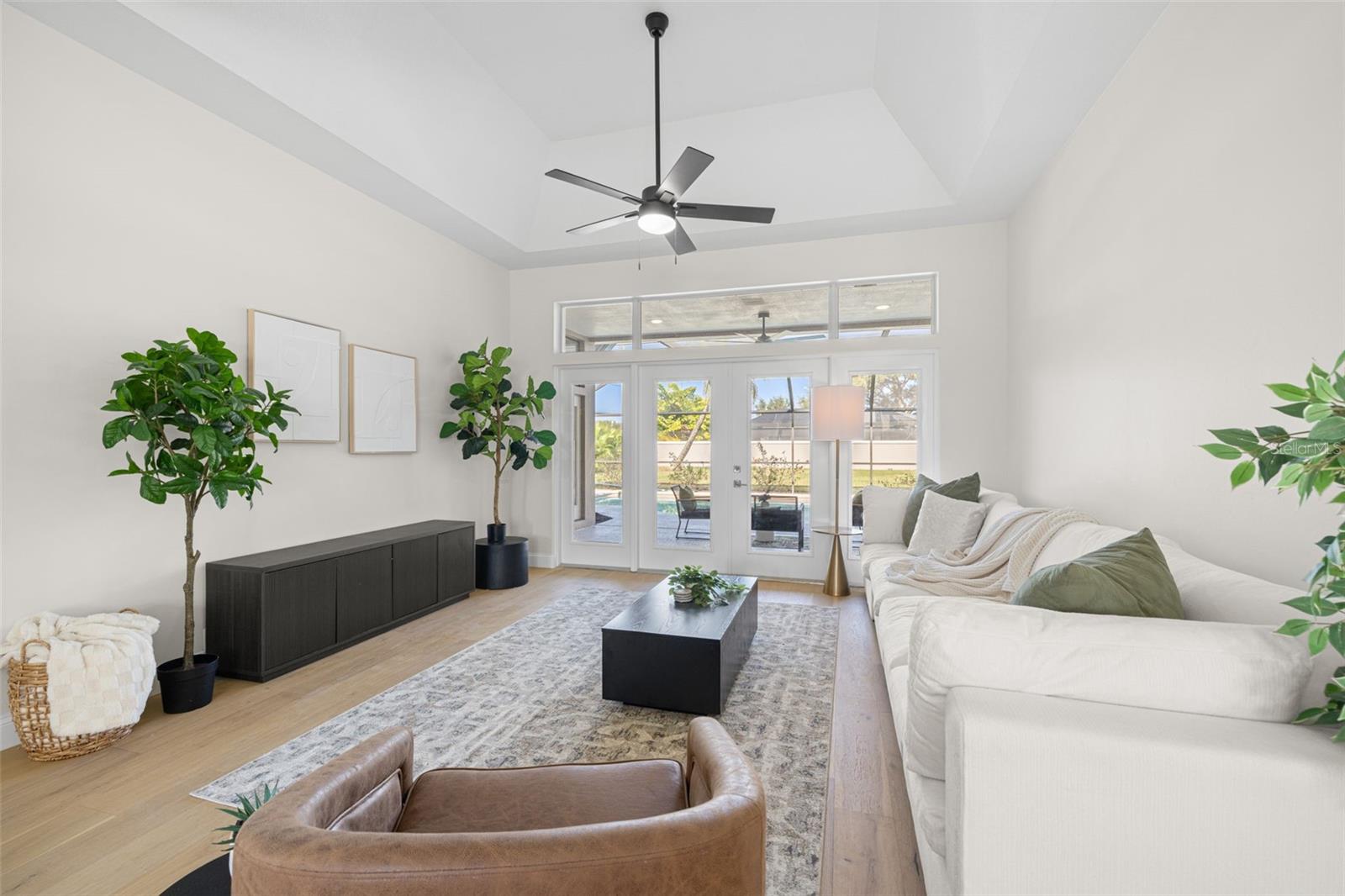 WEATHERSTONE - Residential