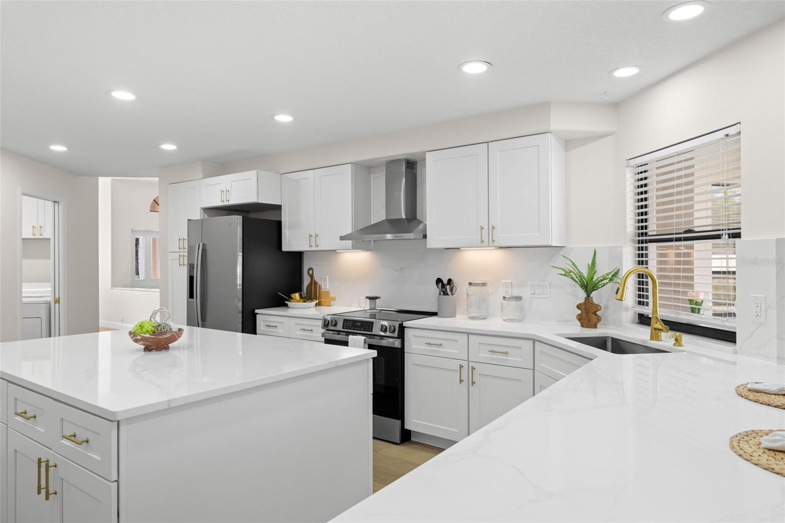 WEATHERSTONE - Residential