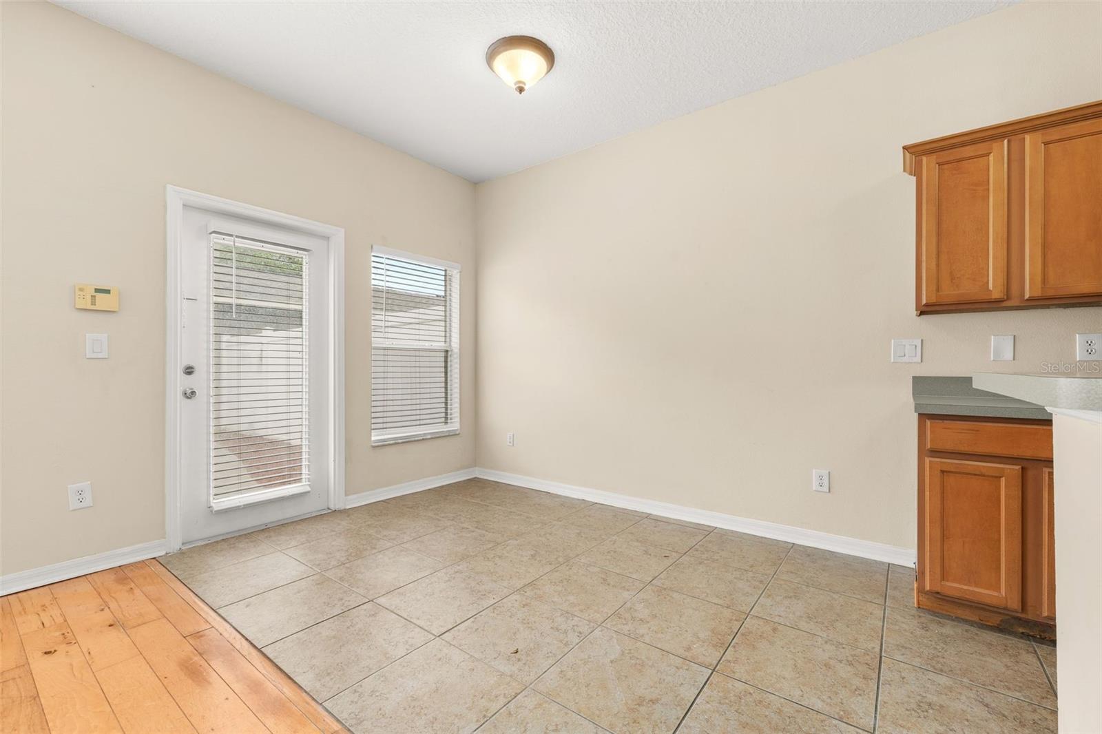 LAKES/WINDERMERE-LK REAMS TWNH - Residential