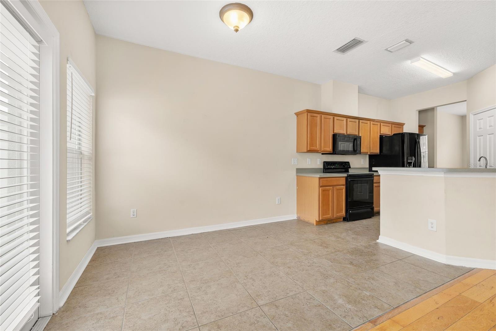 LAKES/WINDERMERE-LK REAMS TWNH - Residential