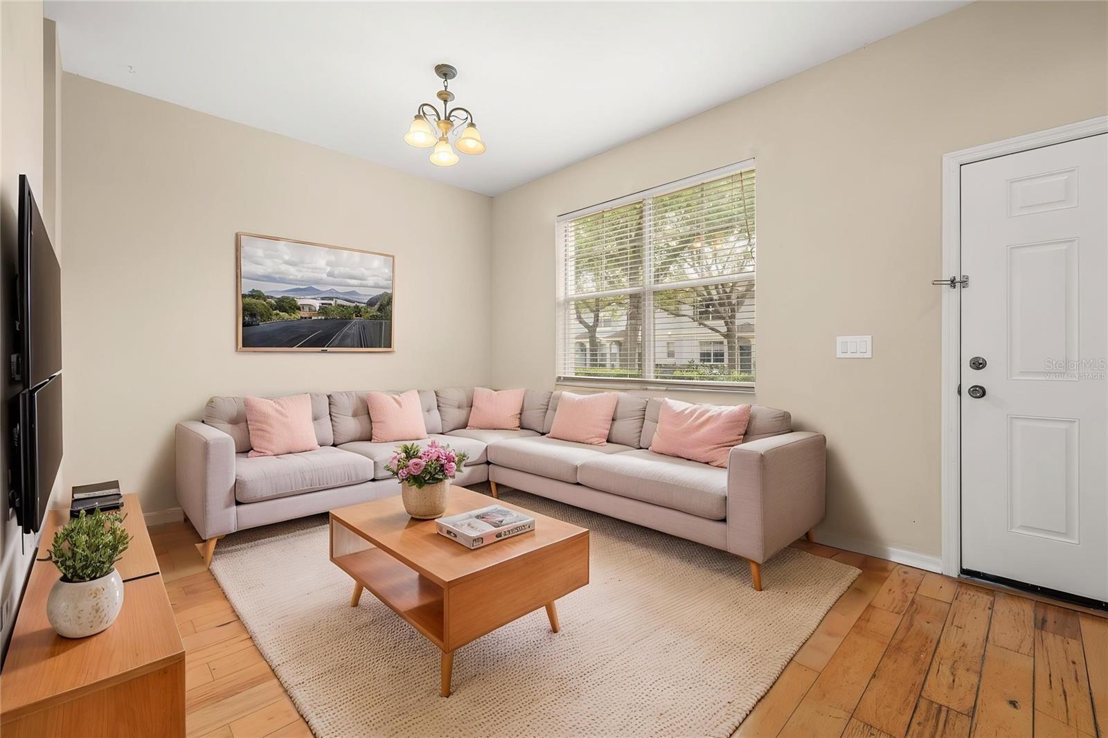 LAKES/WINDERMERE-LK REAMS TWNH - Residential