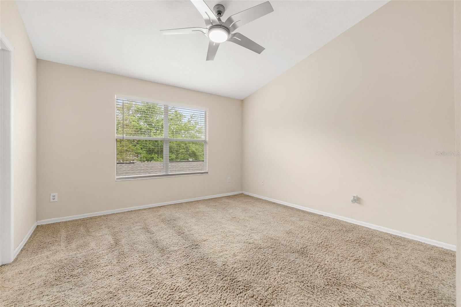 LAKES/WINDERMERE-LK REAMS TWNH - Residential