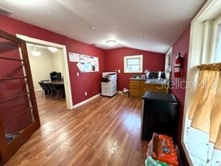 TOWN/BELL - Commercial Sale