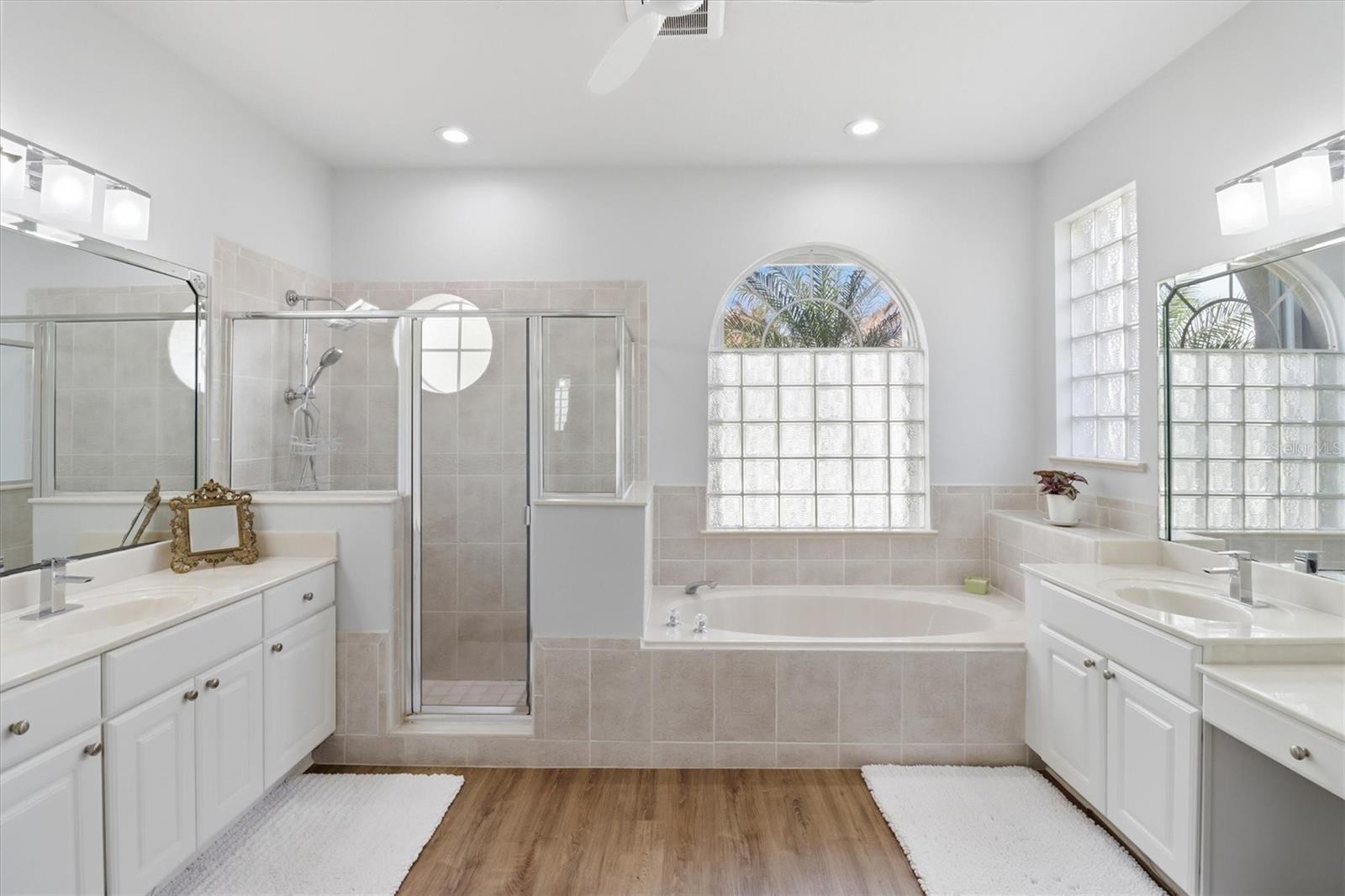 BRIDGEWATER PH 02 - Residential