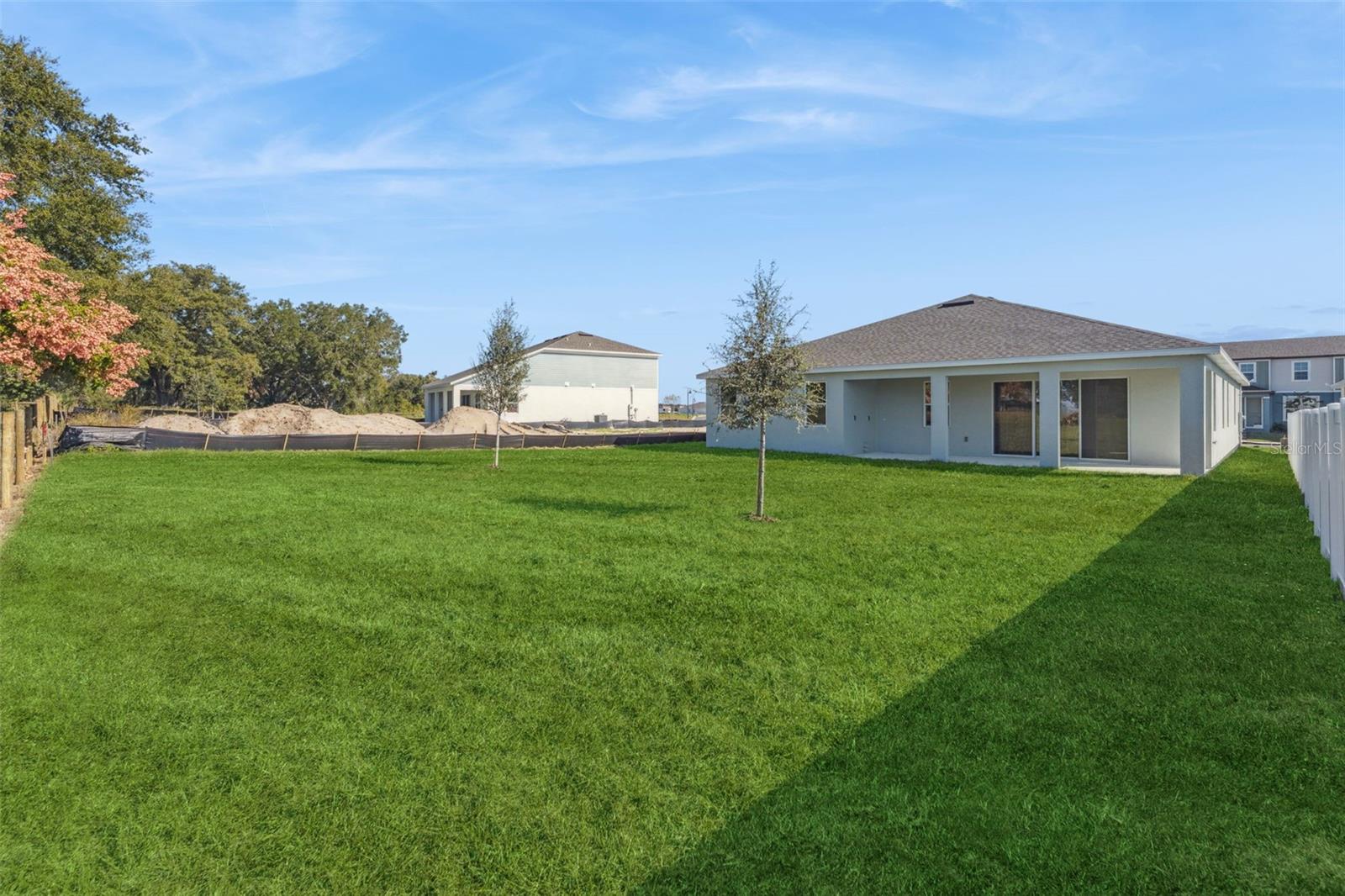 EDEN CREST - Residential