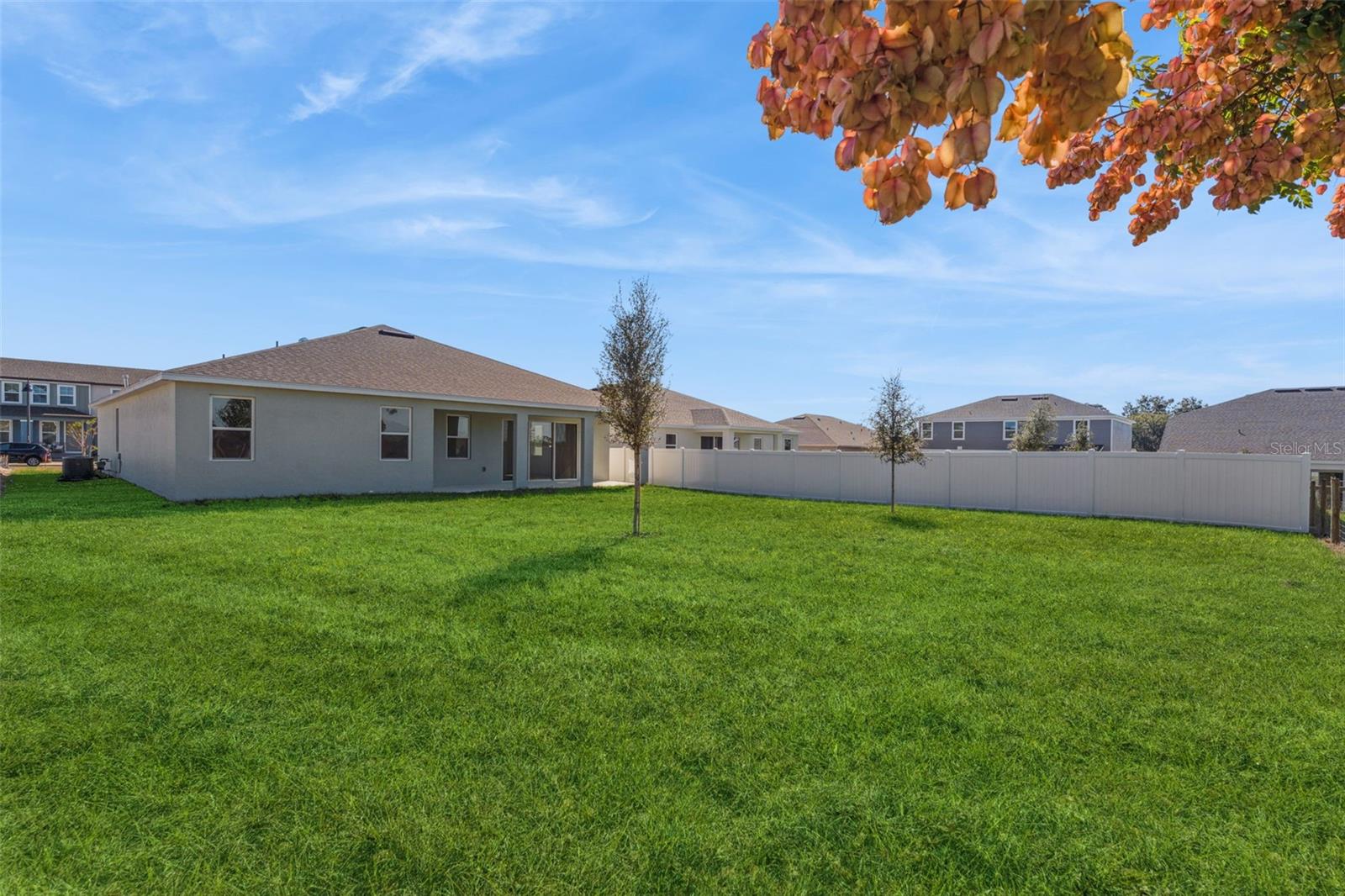 EDEN CREST - Residential