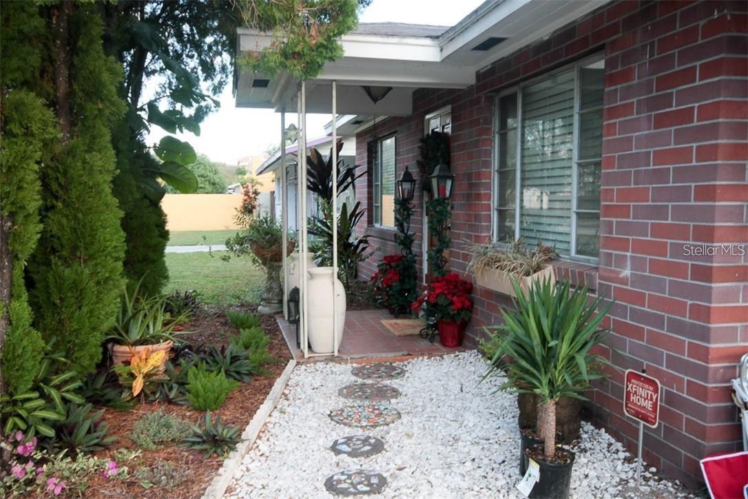 BRUNKS ADD TO CITY OF SARASOTA - Residential Lease