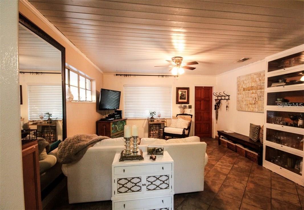 BRUNKS ADD TO CITY OF SARASOTA - Residential Lease