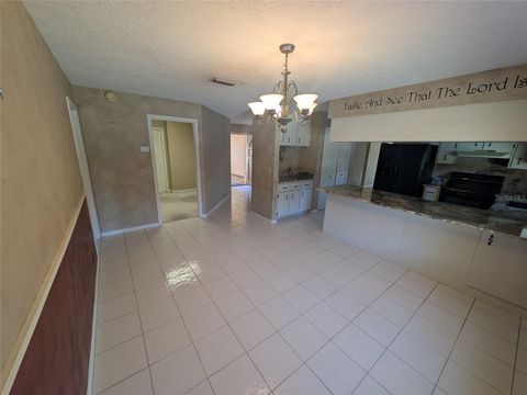 Tiny photo for 1720 SE 56th Court, Ocala, FL 34480 (MLS # OM715842)
