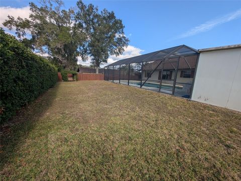 Tiny photo for 1720 SE 56th Court, Ocala, FL 34480 (MLS # OM715842)