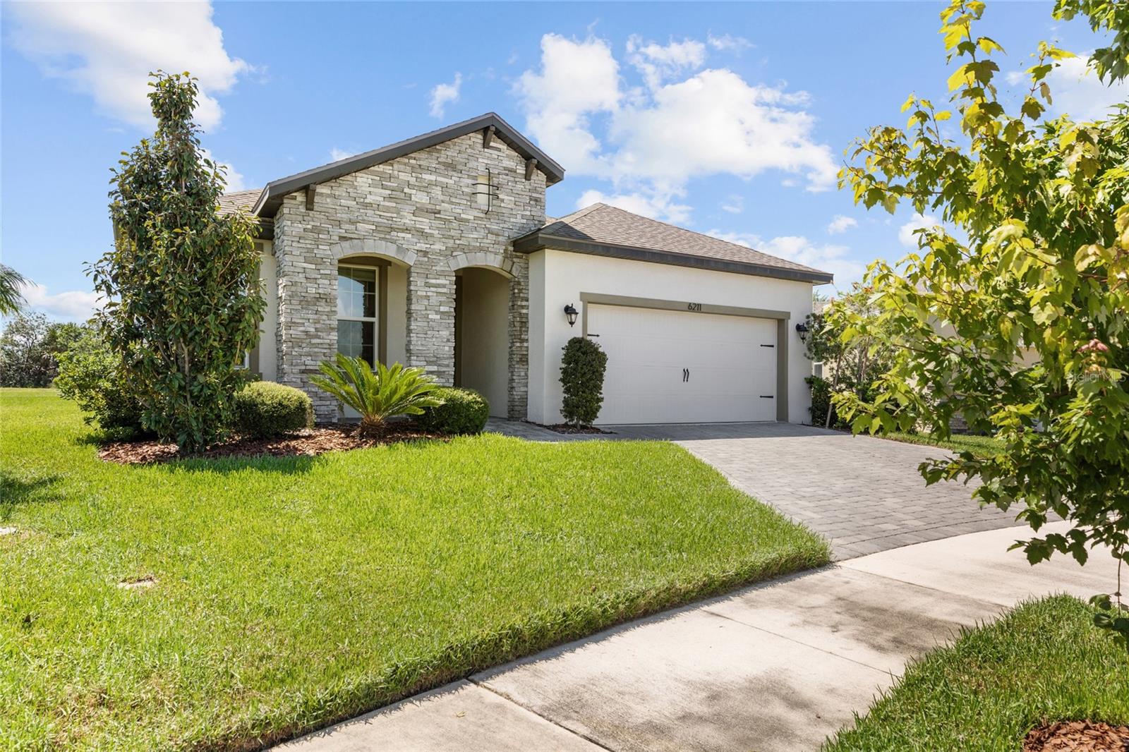 6211 SEA AIR DRIVE