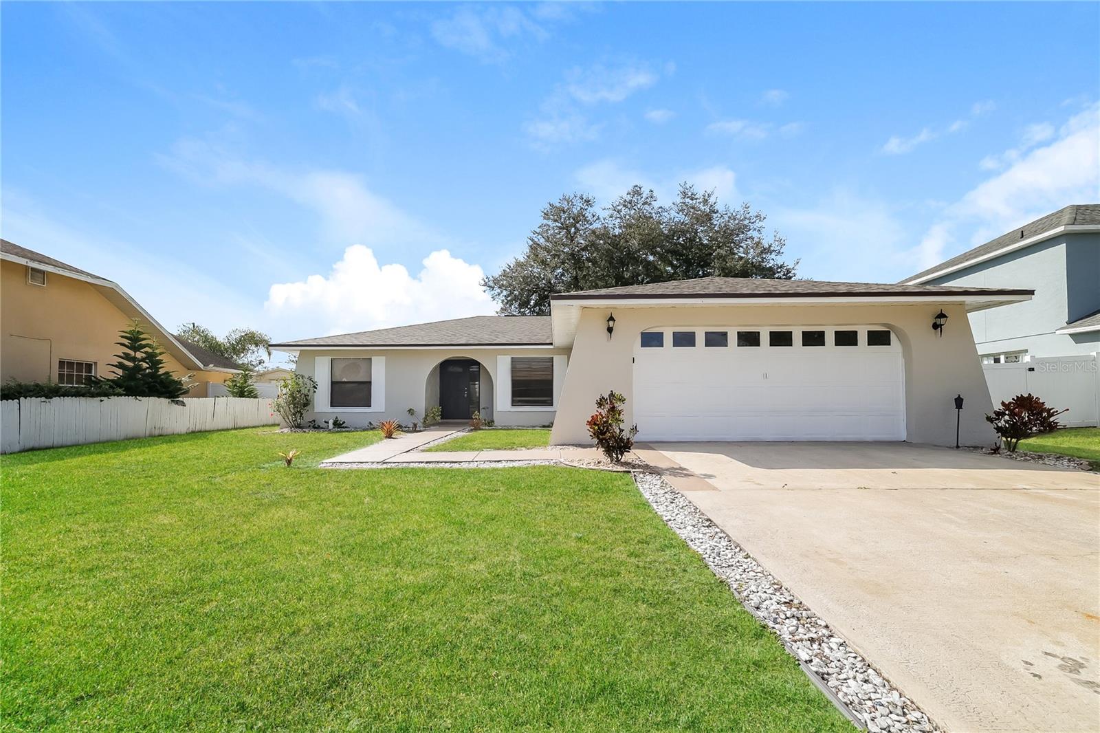 Welcome to this inviting 3-bedroom, 2-bathroom pet-friendly home with 1,293 sq. ft. of living space. Don't miss out on making this your next home. Schedule a tour today!