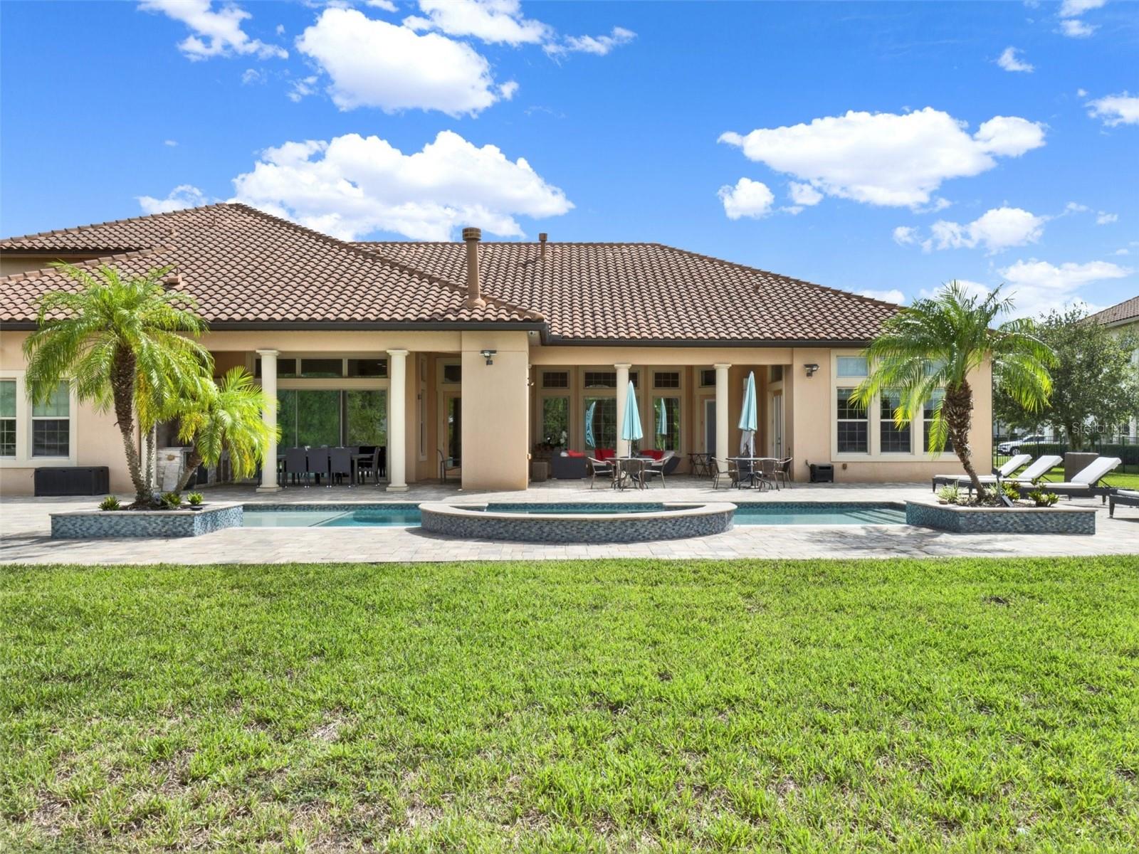 STEEPLE CHASE - Residential