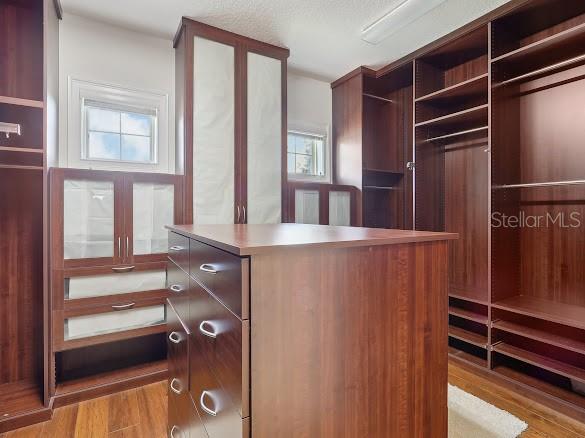 STEEPLE CHASE - Residential