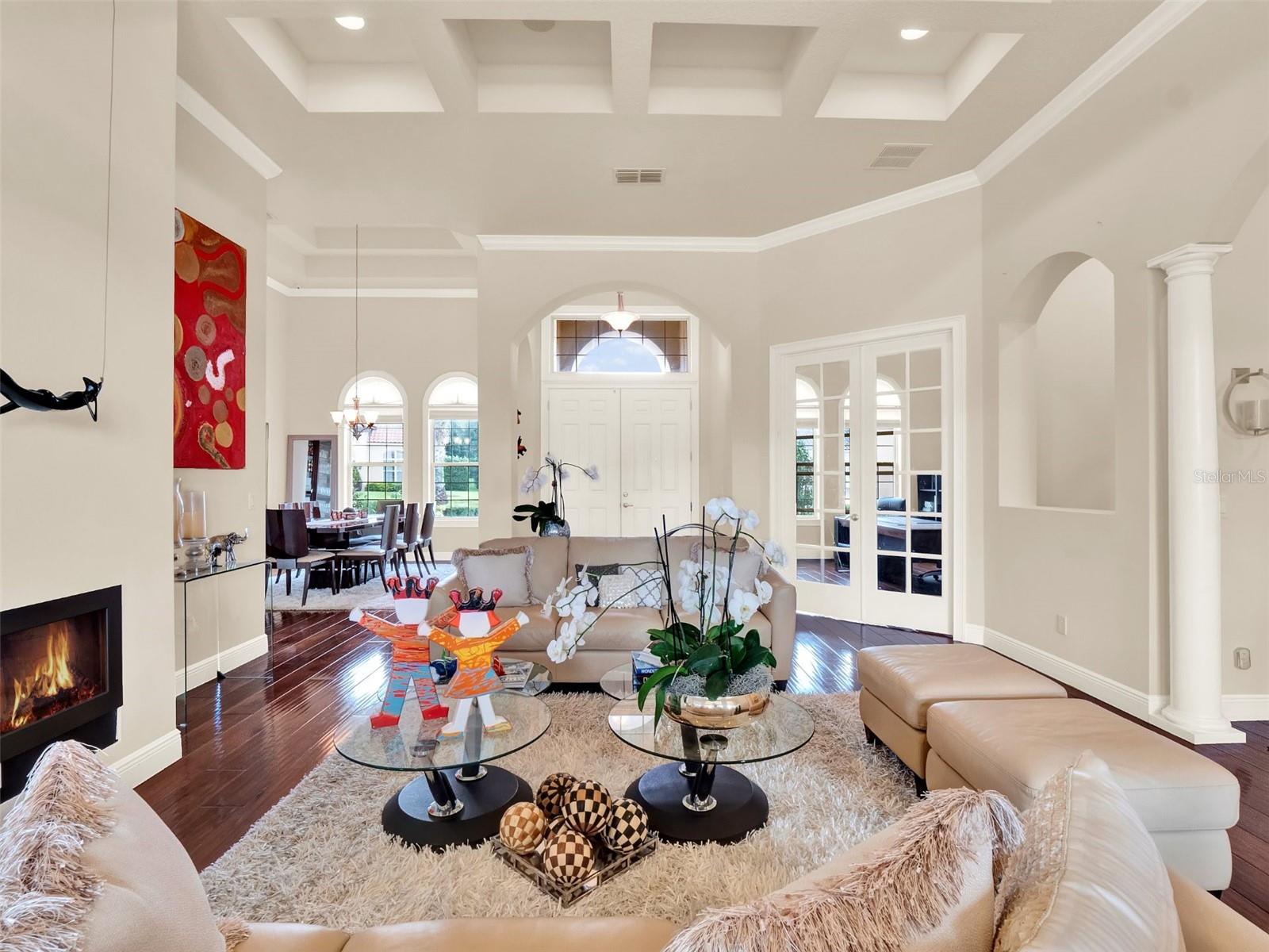 STEEPLE CHASE - Residential